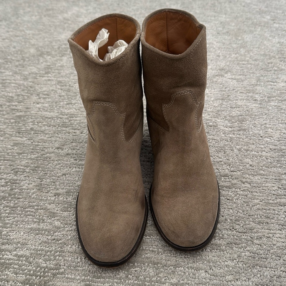 Scoop NYC Hidden wedges beige boots size 37